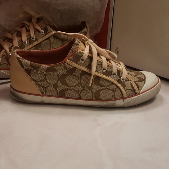 Coach shoes - Picture 2 of 8